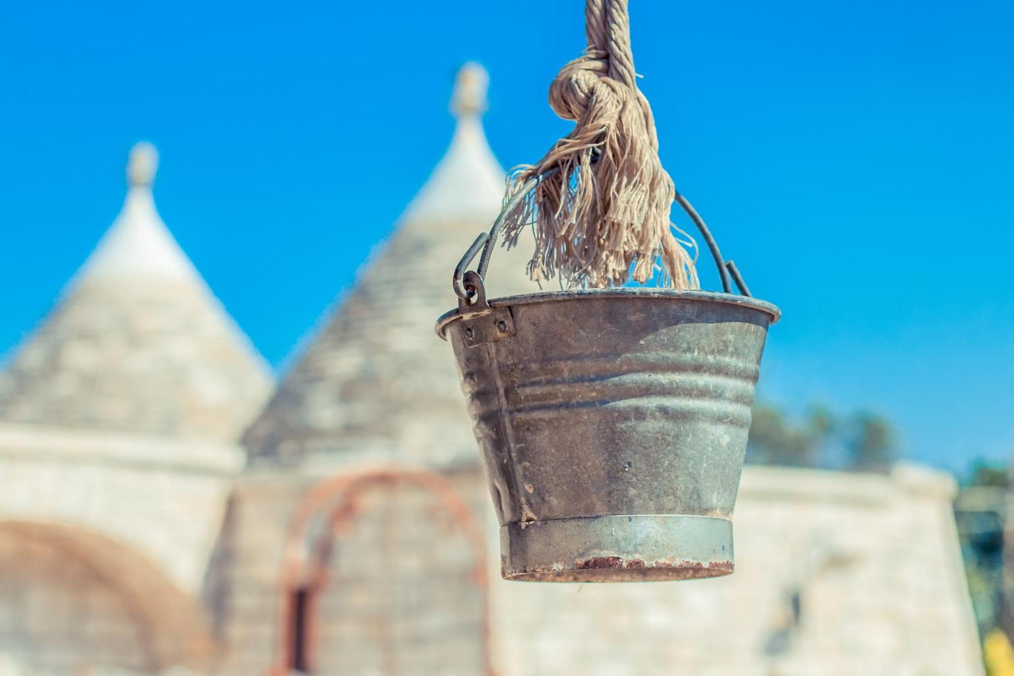 Navolte Trulli E Quiete Con Piscina Villa Locorotondo Exterior photo