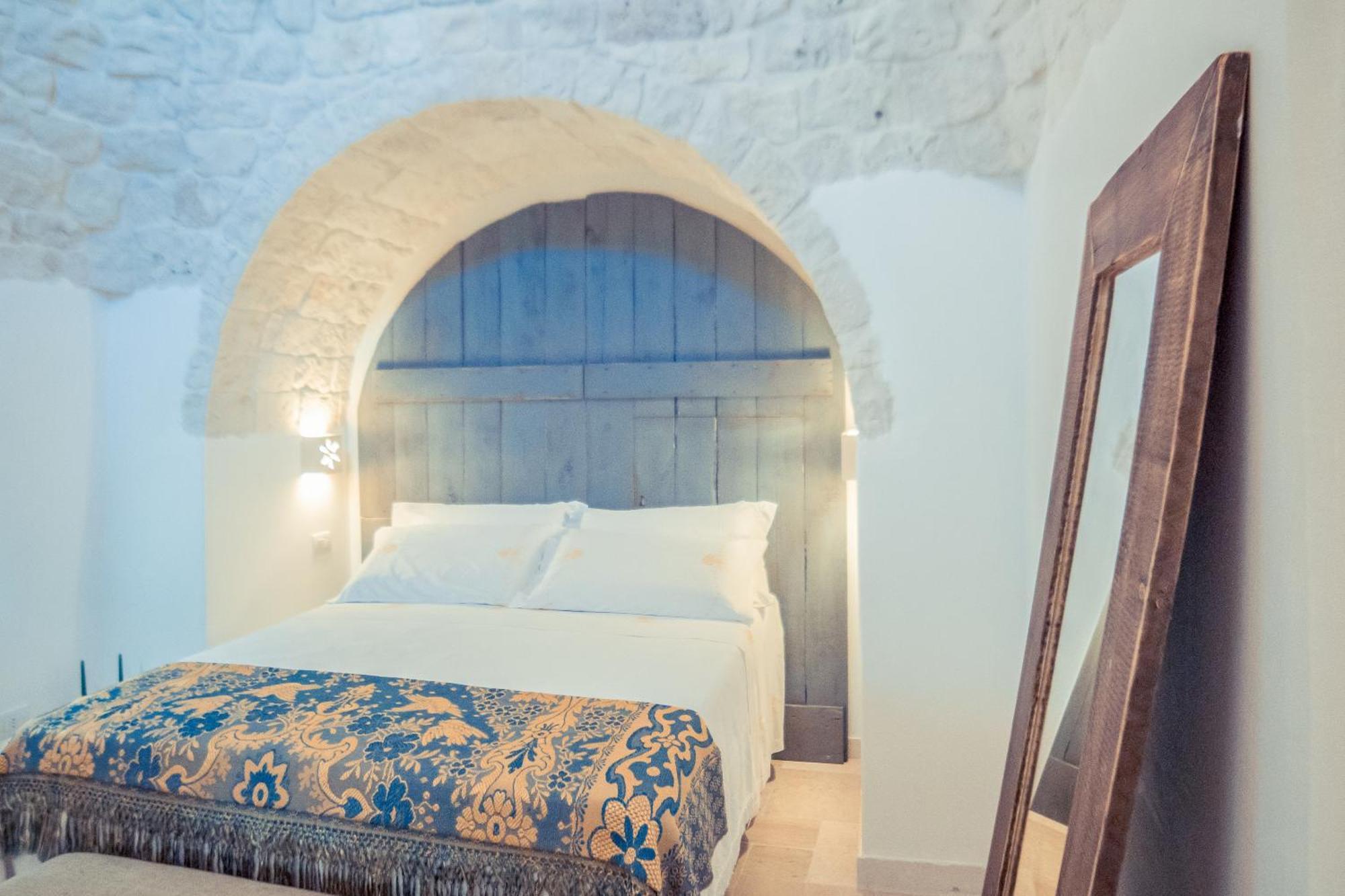 Navolte Trulli E Quiete Con Piscina Villa Locorotondo Exterior photo