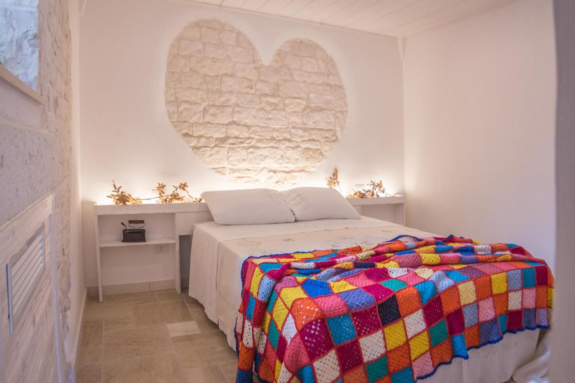 Navolte Trulli E Quiete Con Piscina Villa Locorotondo Exterior photo